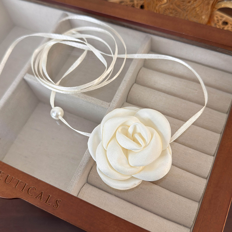 Bloemen Choker Ketting