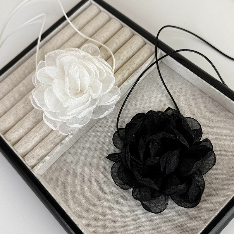 Чокер Камелія 3D