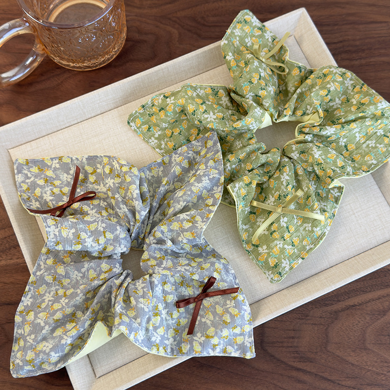 Wintageowe Zielone Kwiatowe Opaski