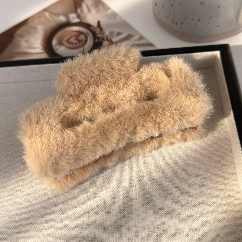 Agrafă pentru Păr din Pluș