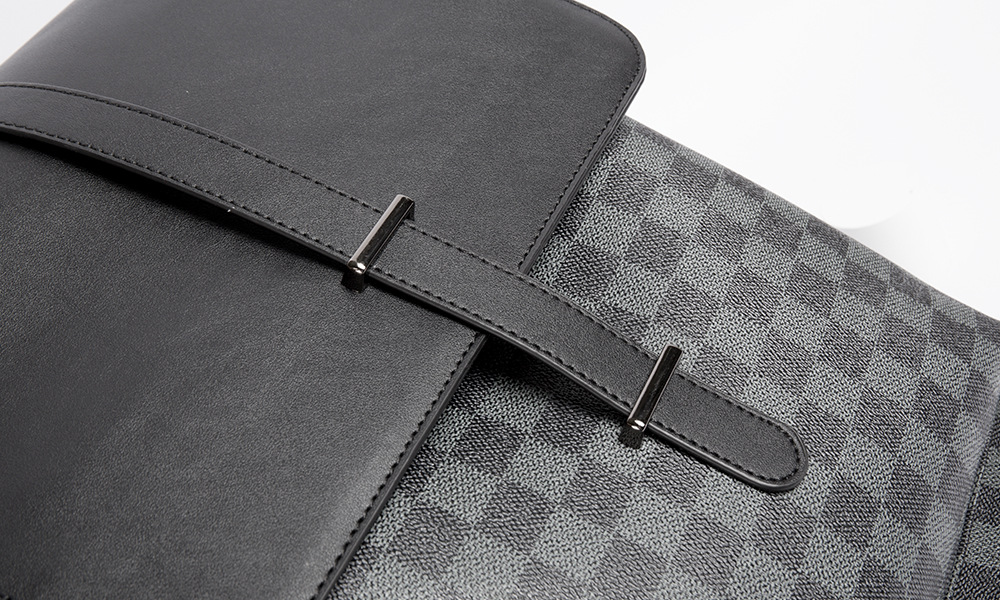 メンズチェックバックパック