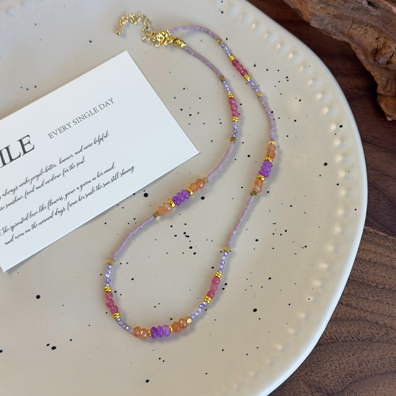 قلادة تشوكر من الكريستال البنفسجي