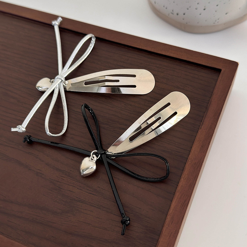 Barrette à Cheveux avec Nœud et Cœur