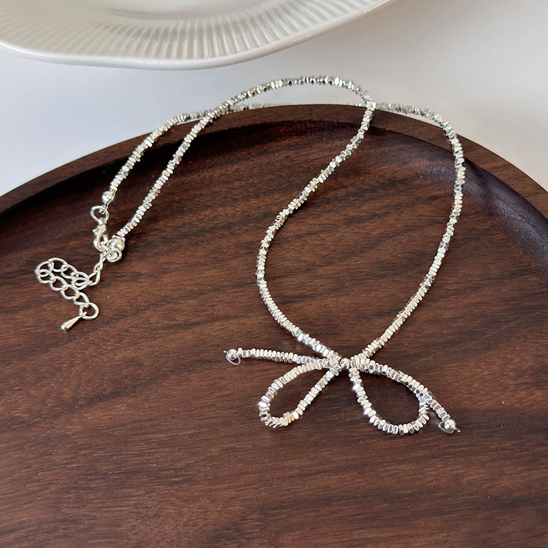 Funkelnde Schleifen-Anhänger Halskette