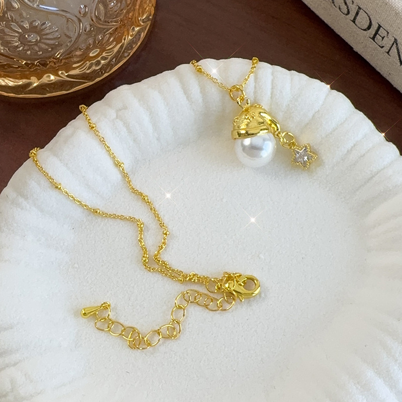 Κόσμημα με Σμιλεμένο Μαργαριτάρι Αστέρι