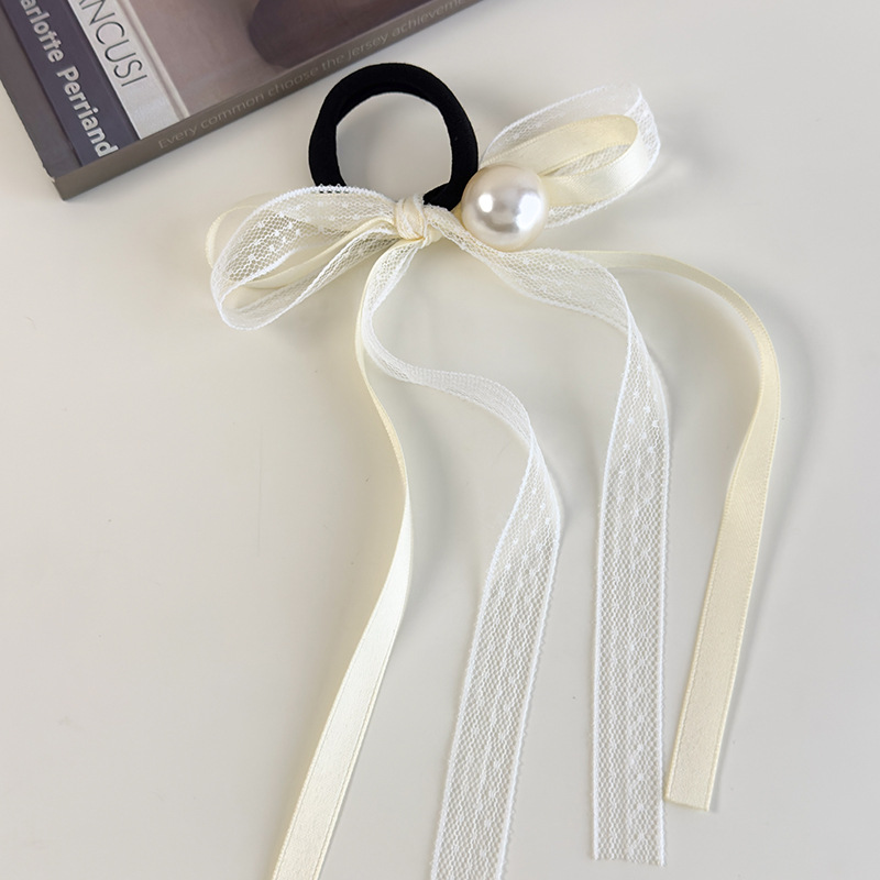 Gumka z Kokardką i Perłami