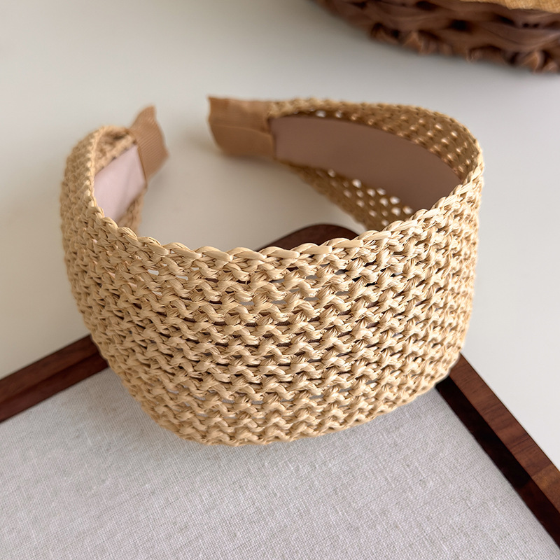 Diadema de Paja de Ala Ancha