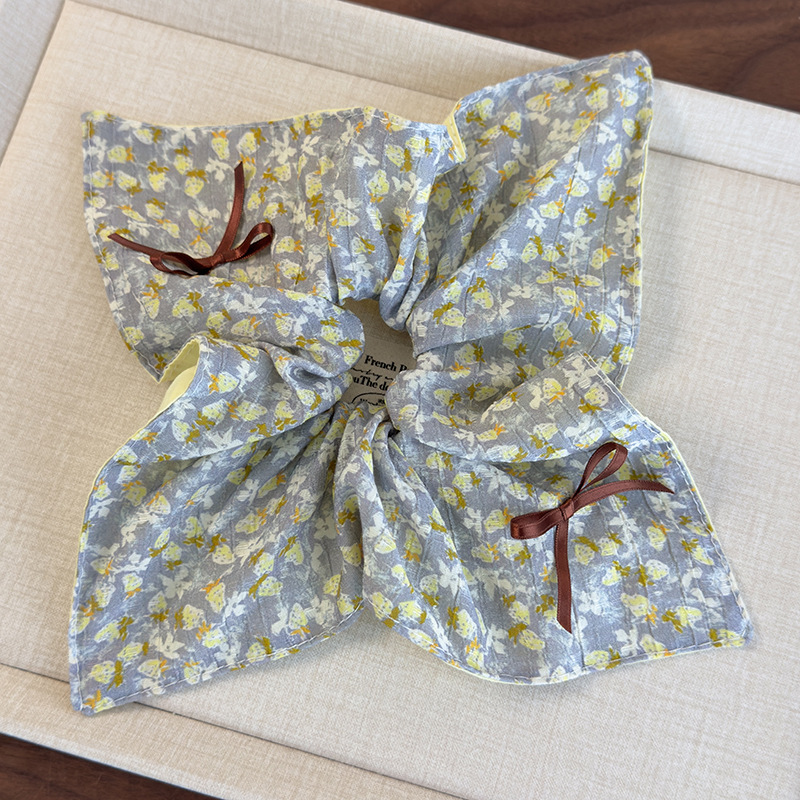 Wintageowe Zielone Kwiatowe Opaski