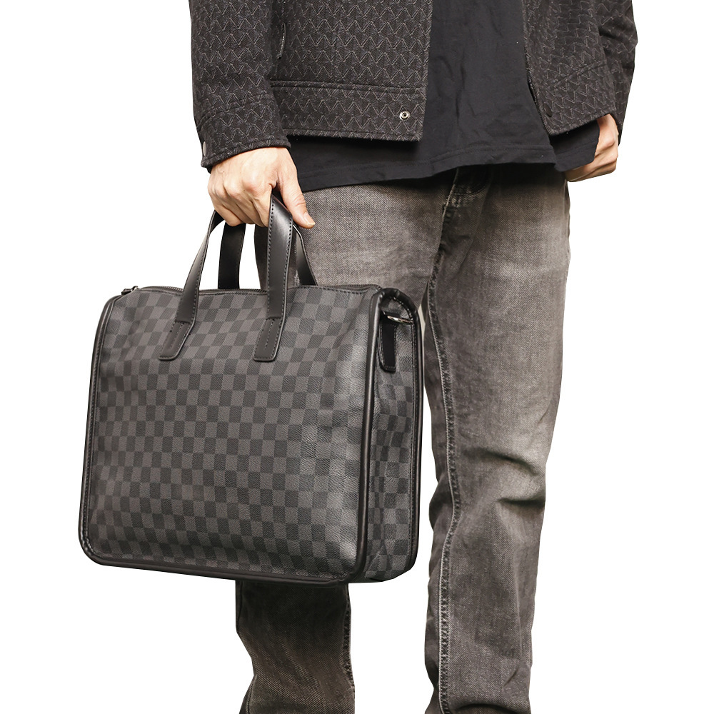 حقيبة كمبيوتر محمول وكتف رجالية منقوشة