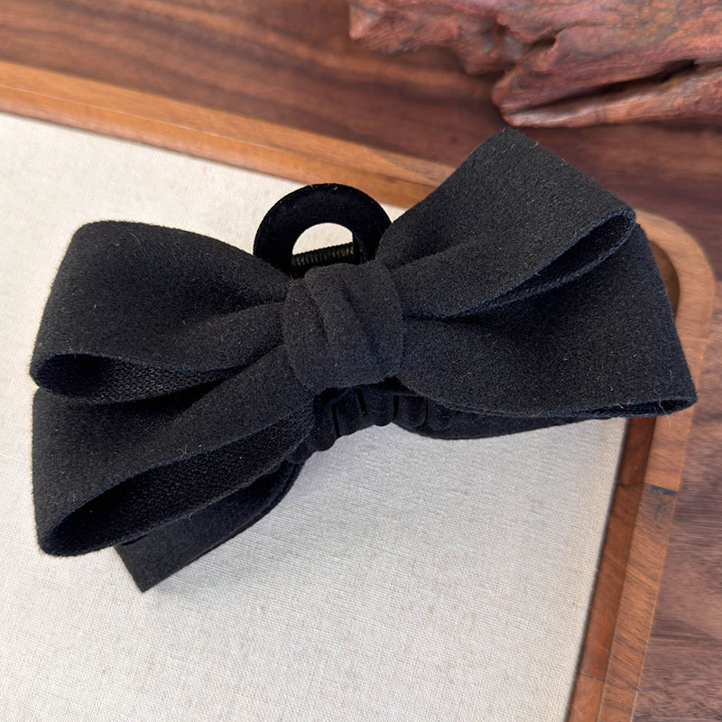 Agrafă de Păr cu Fundiță de Catifea