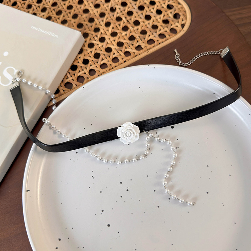 블랙 로즈 펄 초커 네크리스