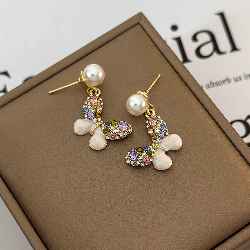 Orecchini Farfalla con Perle e Cristalli Colorati