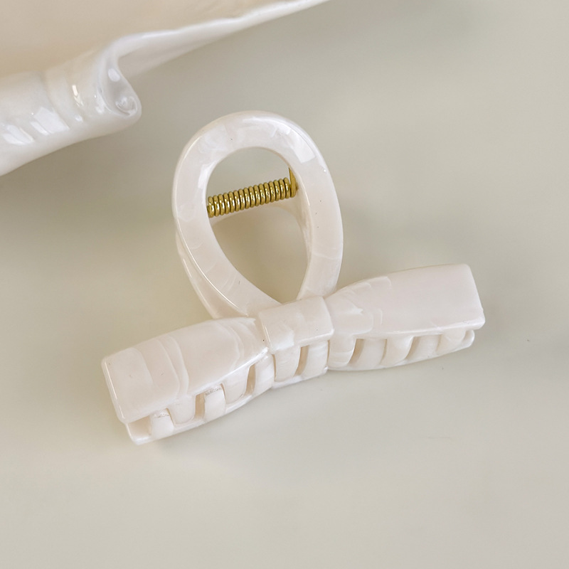 Horquillas con Lazo Geométrico