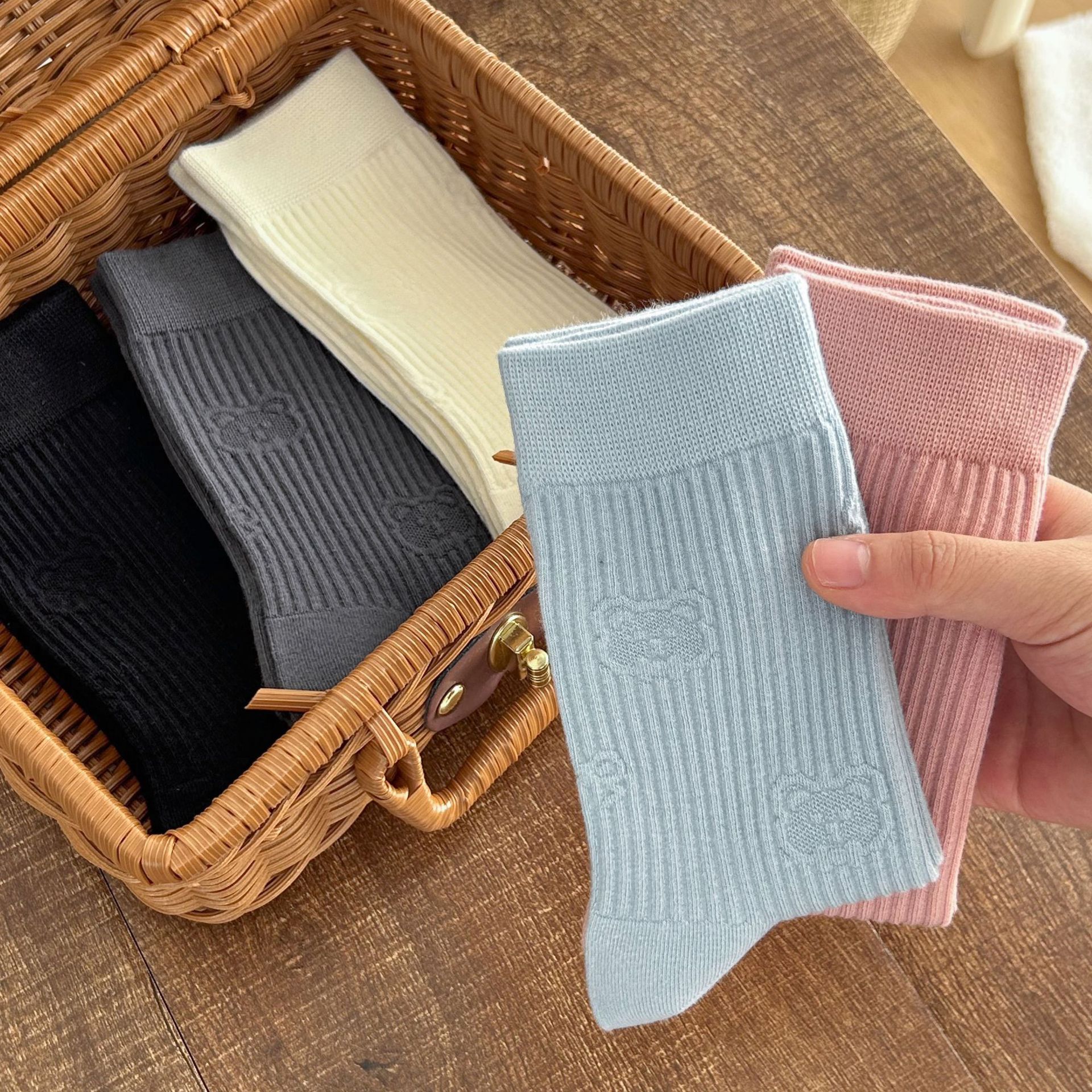 Meias de algodão até a panturrilha com padrão diamante