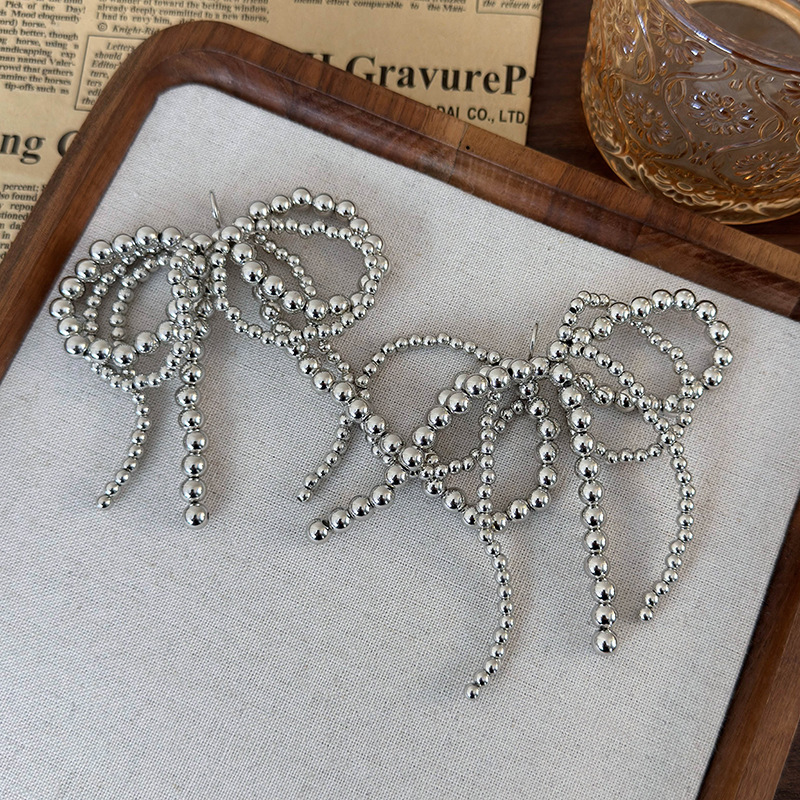 Σταμπέτα Παπουτσιού με Κορδέλα από Χάντρες