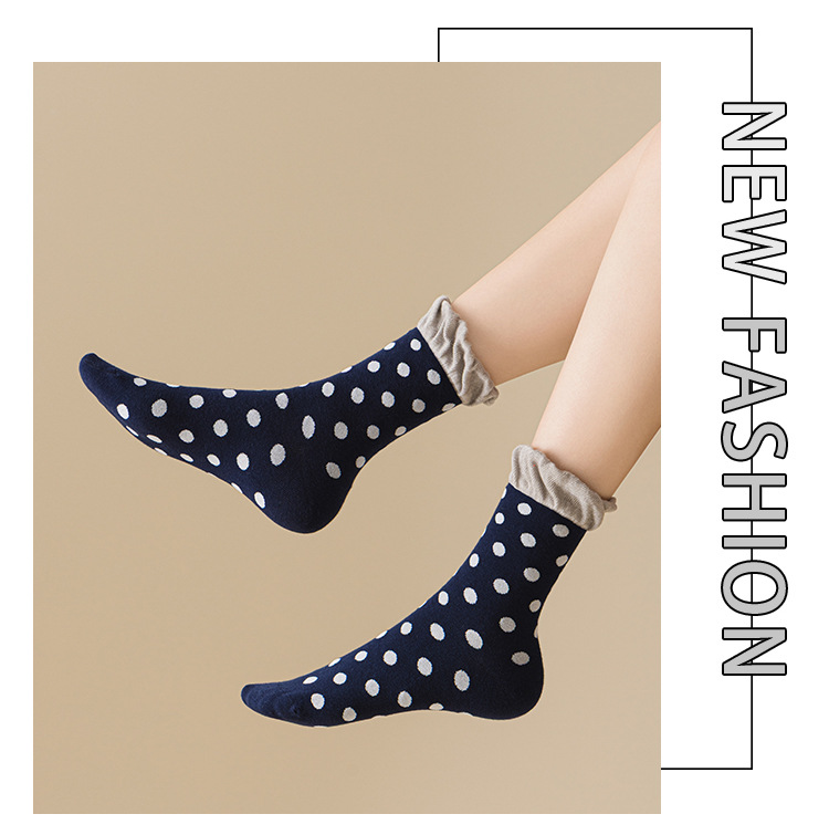 Meias Mid-Calf Sem Costura