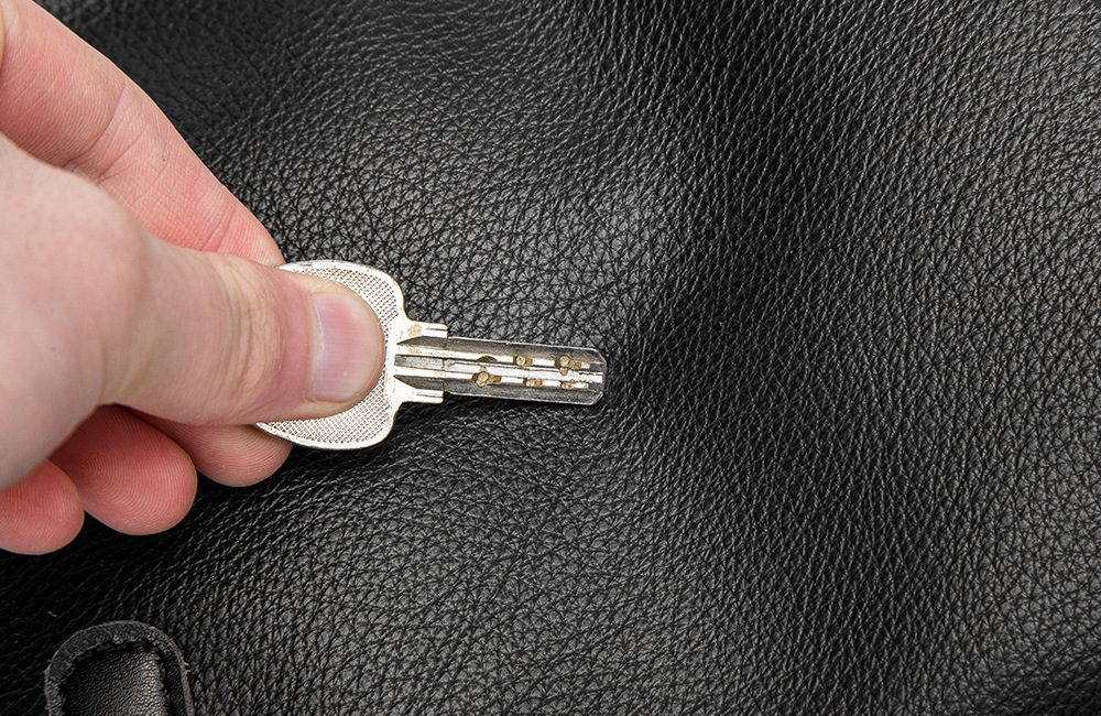 Męska Saszetka Na Klatkę Mała Kwadratowa Skóra PU Czarna