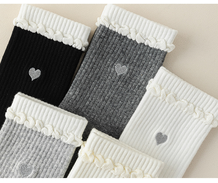 Meias de Cano Médio com Enrugamento