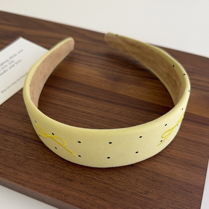 Diadema con Lazo Bordado