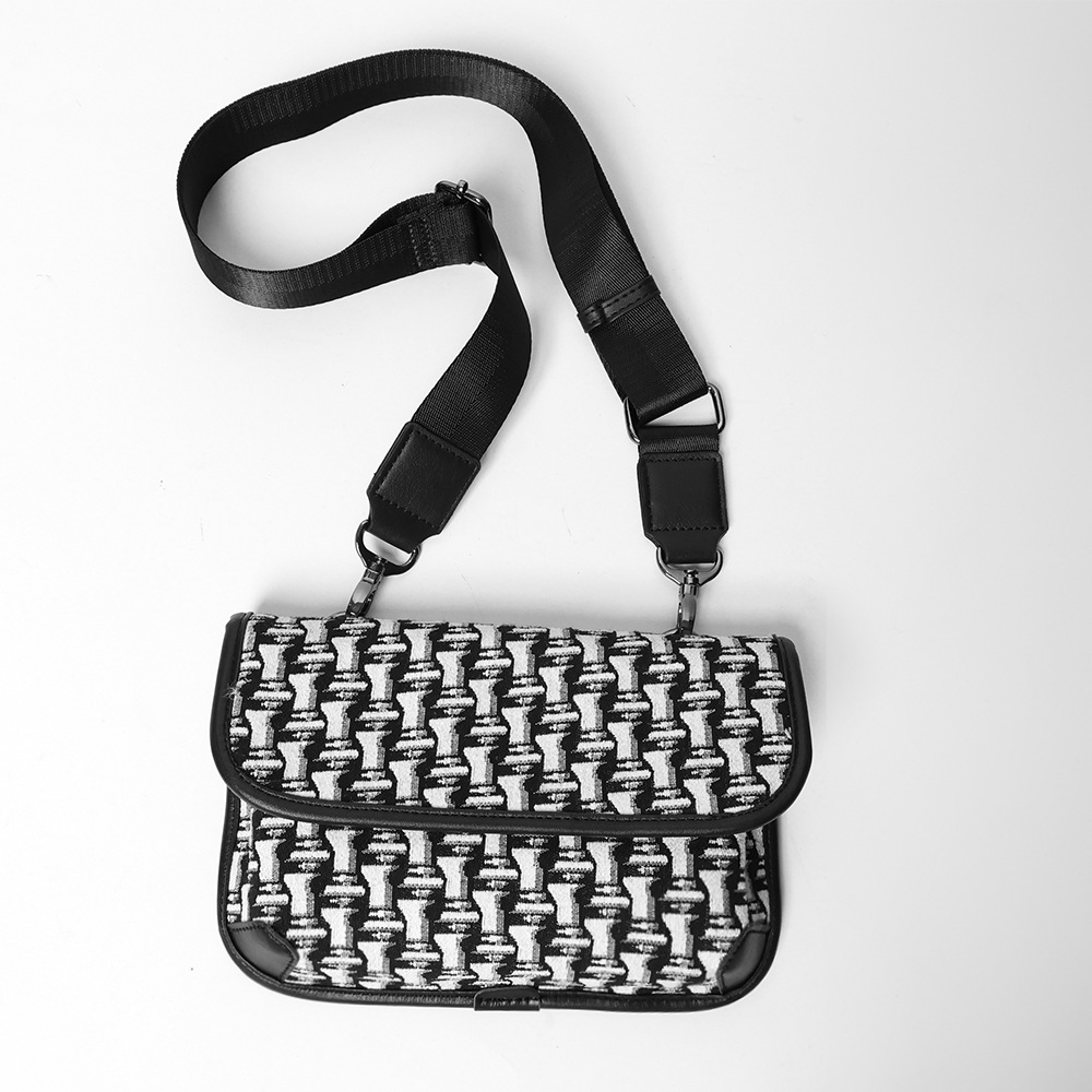 Męska Saszetka Na Klatkę Mała Kwadratowa Skóra PU Czarna