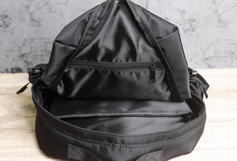 男性用大容量バックパック