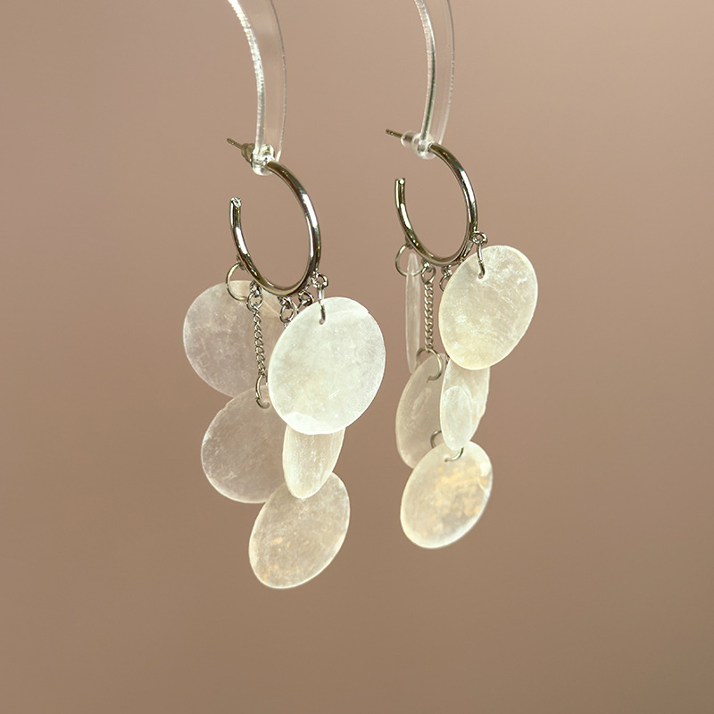 Shell Tassel Earrings