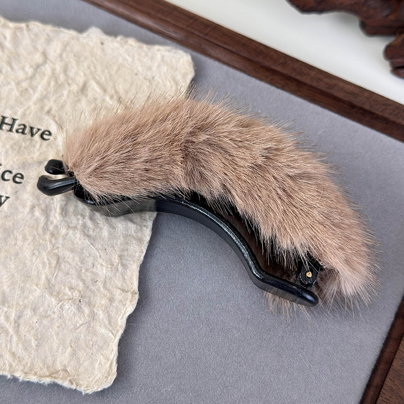 Banánová Spona do Vlasů