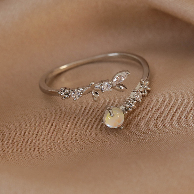 Geometric Adjustable Ring