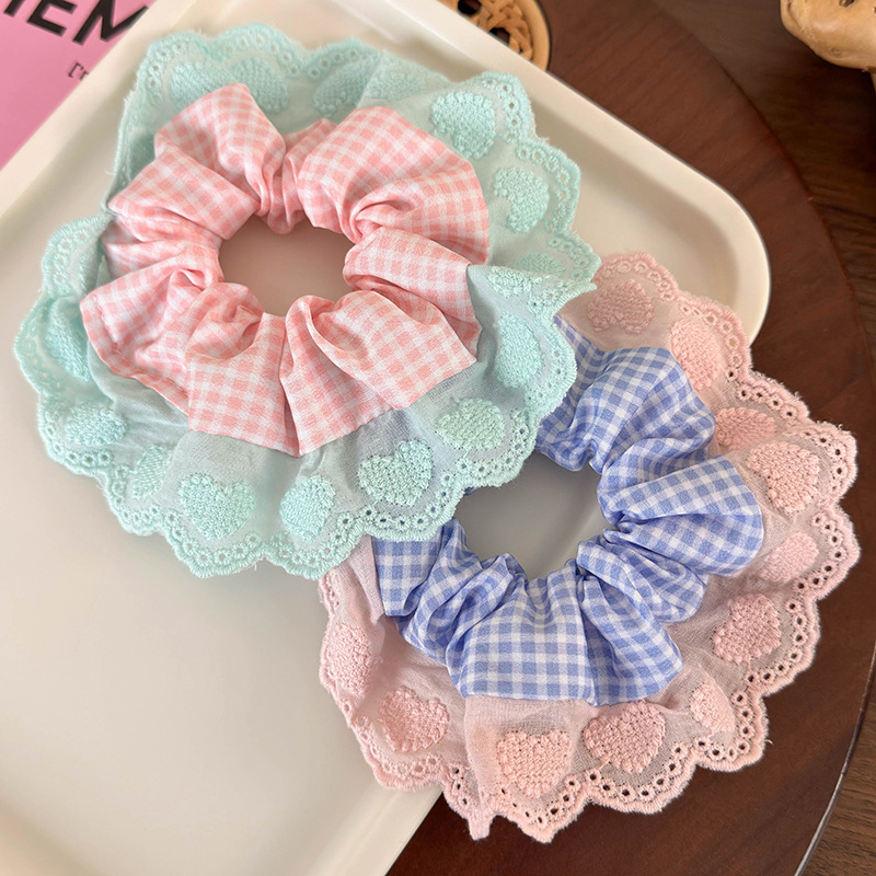 하트 레이스 체크 스크런치