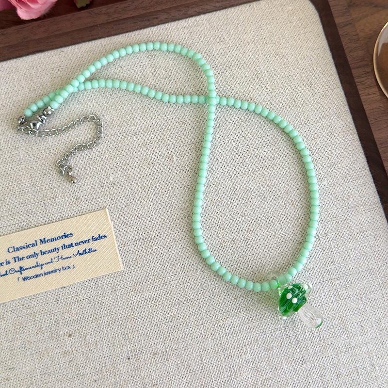 Намисто-чокер з бісером