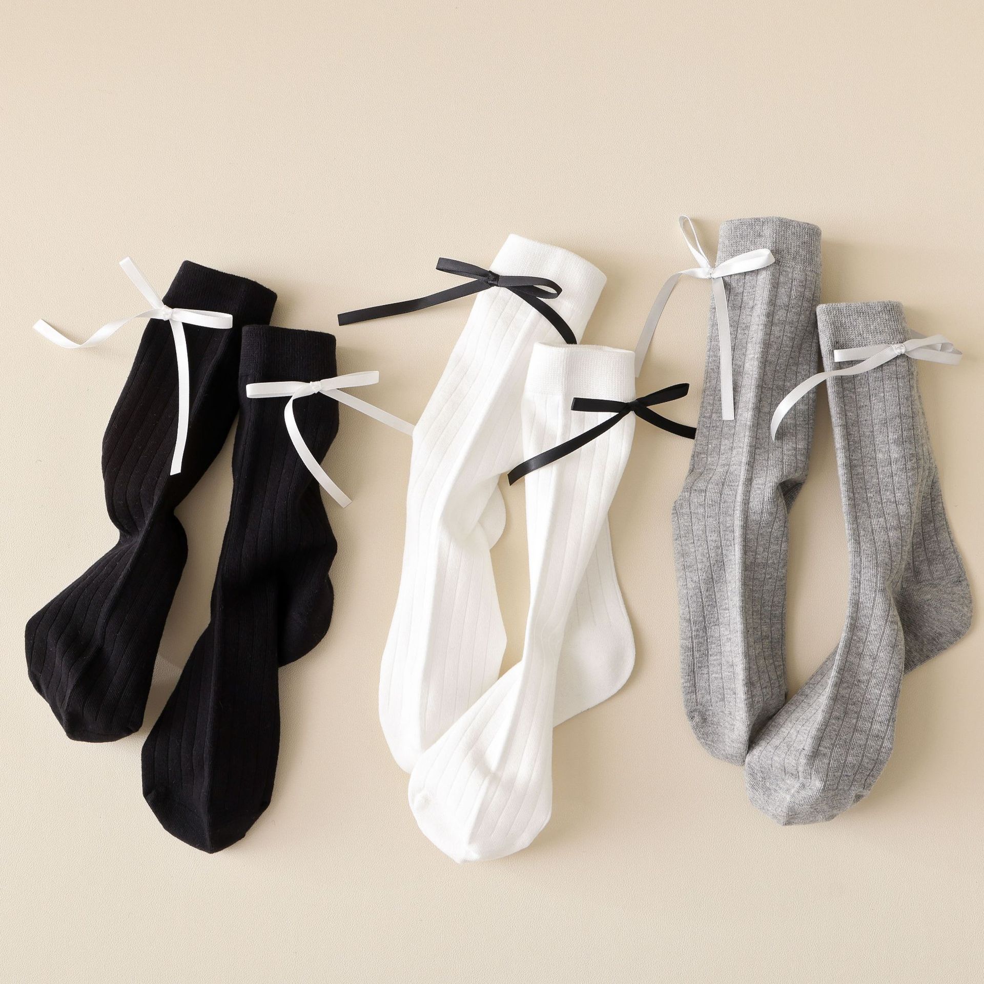 Meias Mid-Calf com Laço