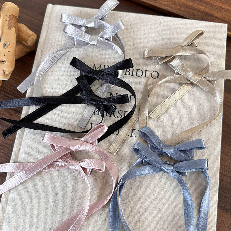 Grampo Bico de Pato com Laço de Ballet