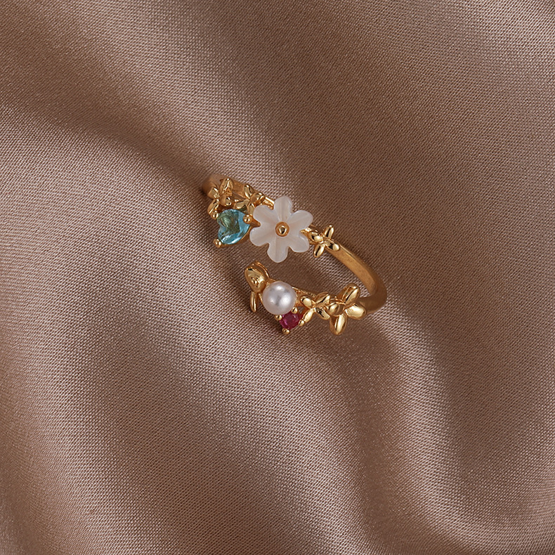 Inel Reglabil cu Perle și Zirconiu