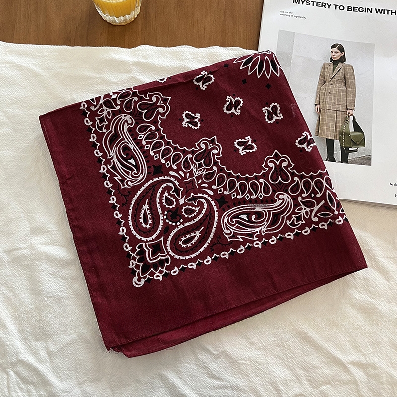 ผ้าพันคอพิมพ์ลาย Paisley