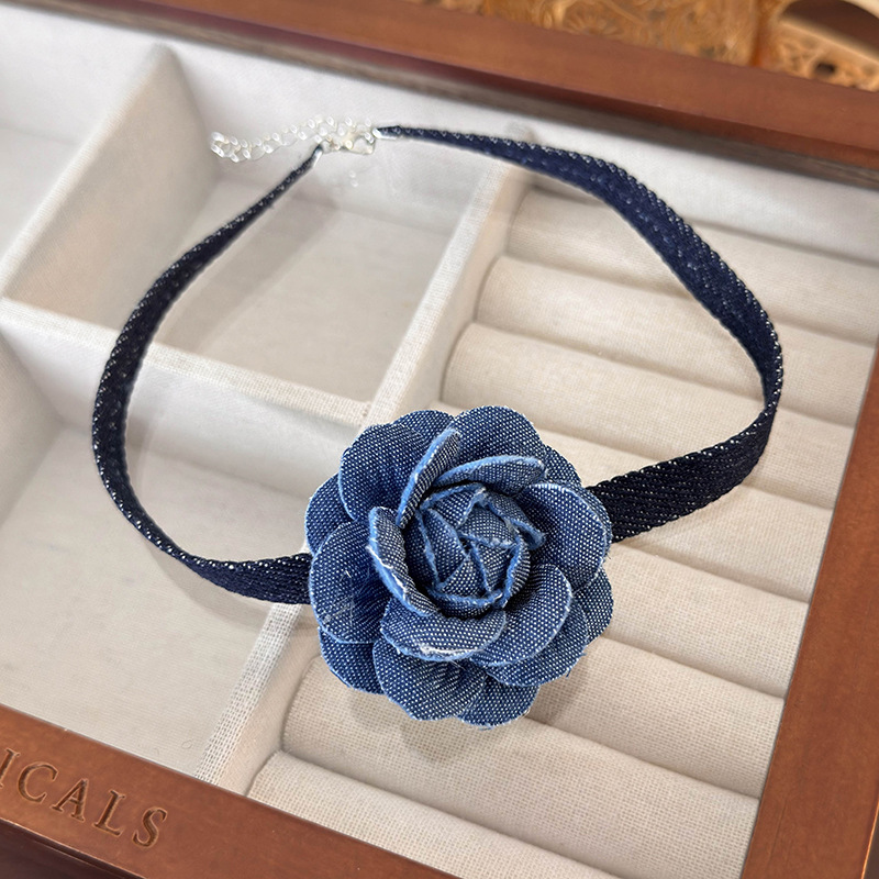Bloemen Choker Ketting