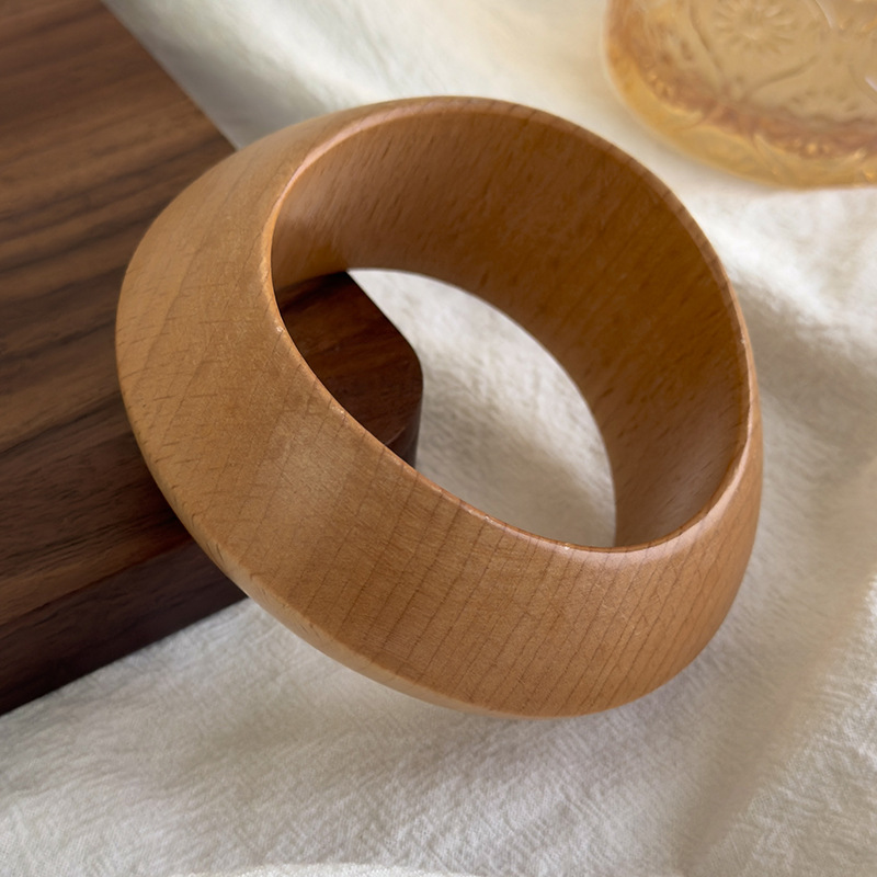 Geometriskt Träarmband med Stjärnmotiv