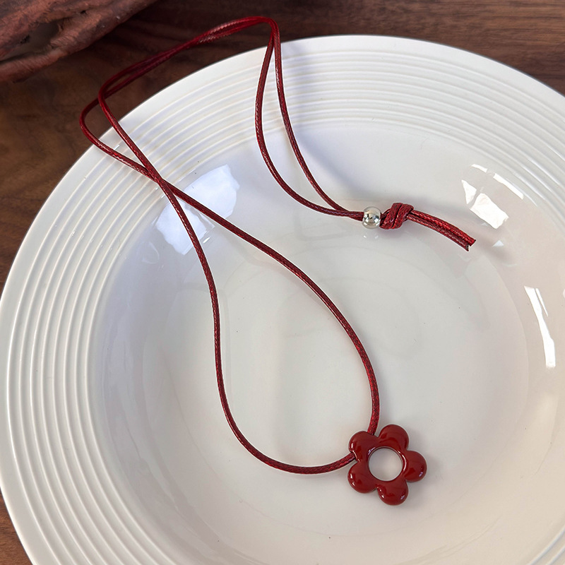 Flower Wax Rope Necklace