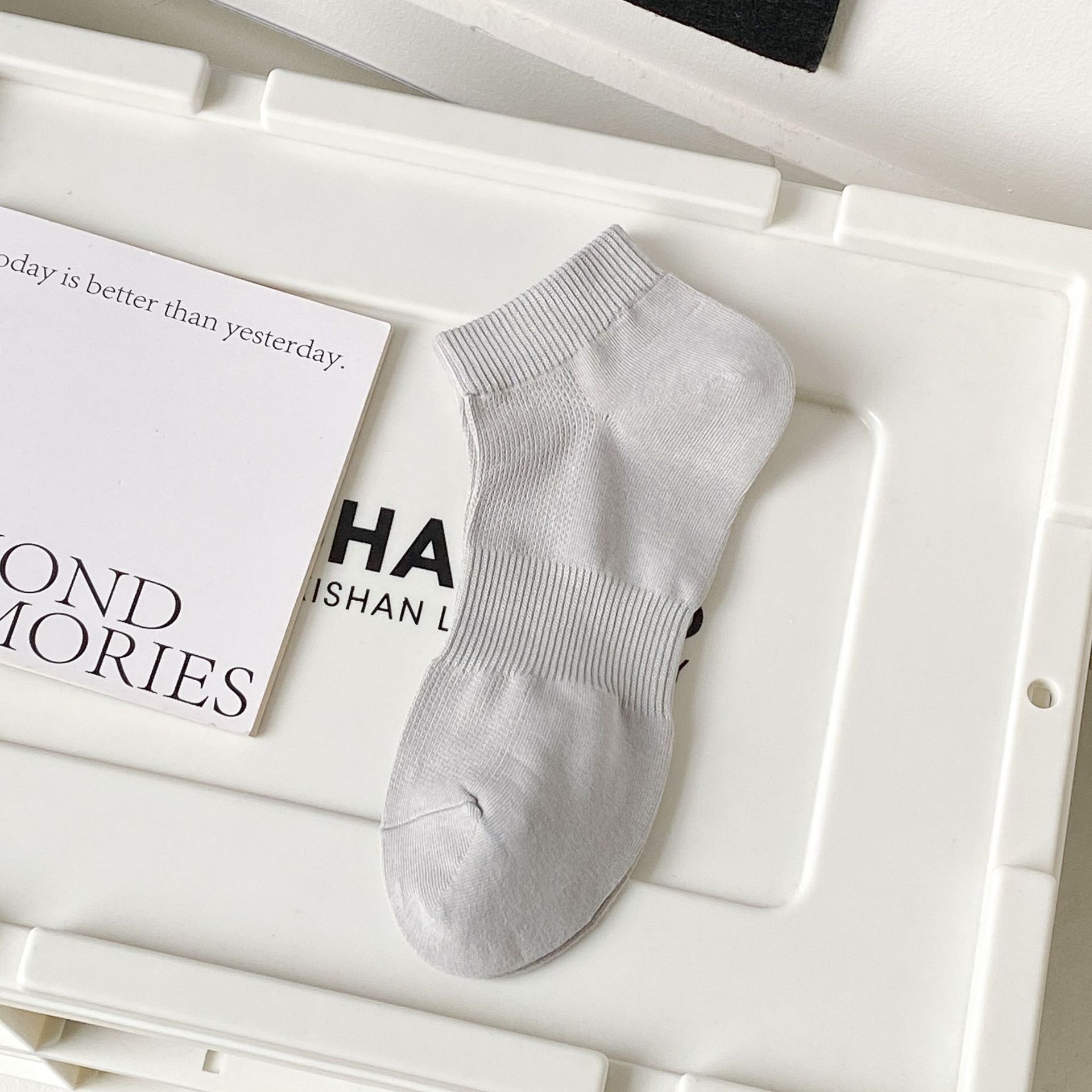 ถุงเท้าผู้ชายฝ้ายเมชระบายอากาศ