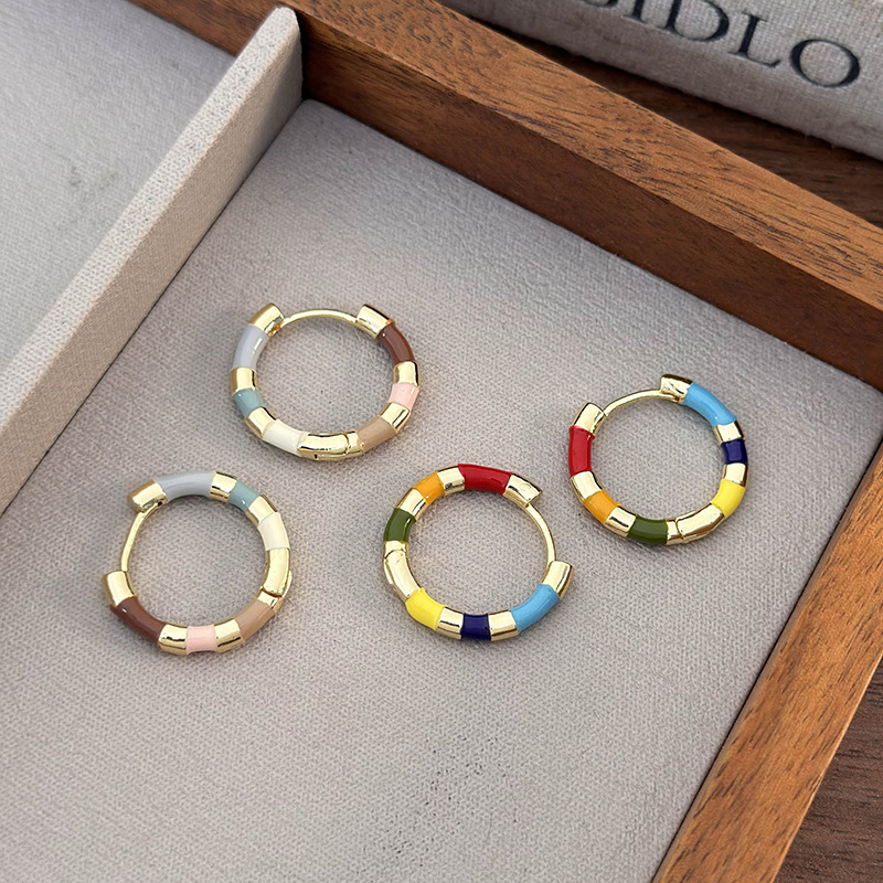 ต่างหูวงกลมเคลือบสีหยดเอ็นามีลวินเทจ