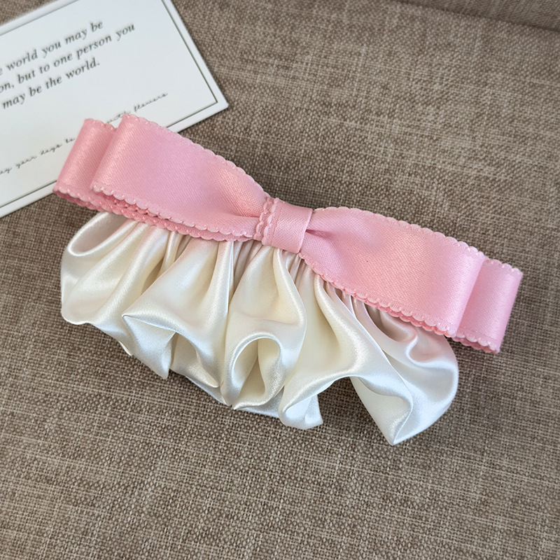 Agrafă de Păr Vintage din Satin cu Volane