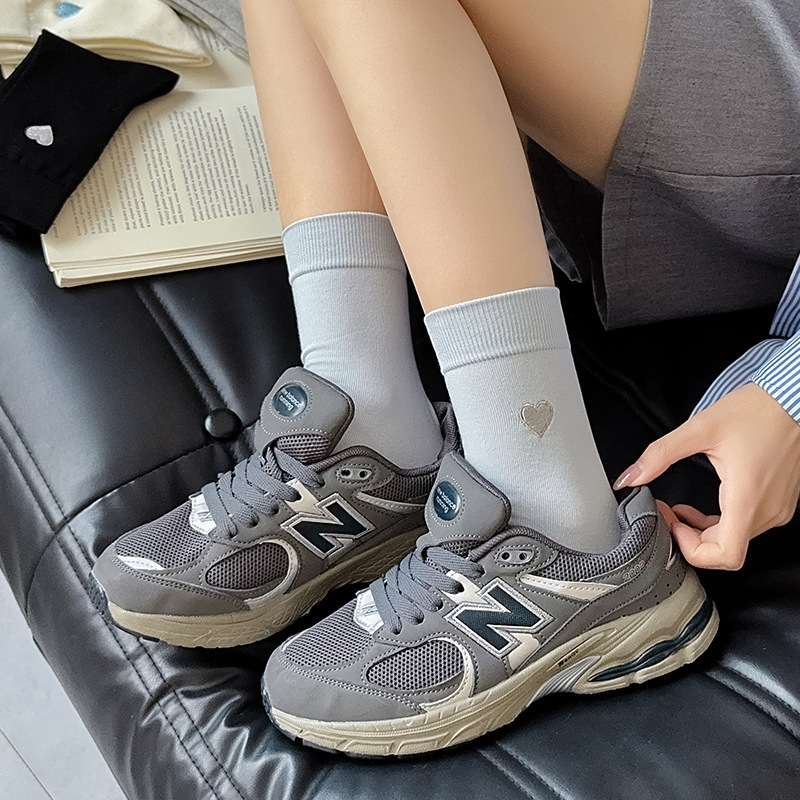 Meias Tornozelo com Coração Bordado