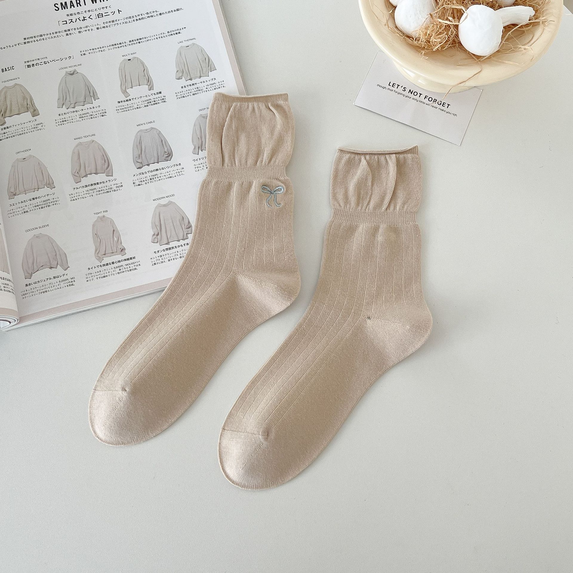 Meias Meia Canela com Laço Bordado