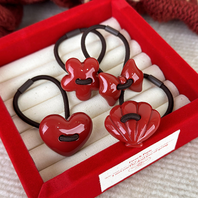 ビーズヘアタイ