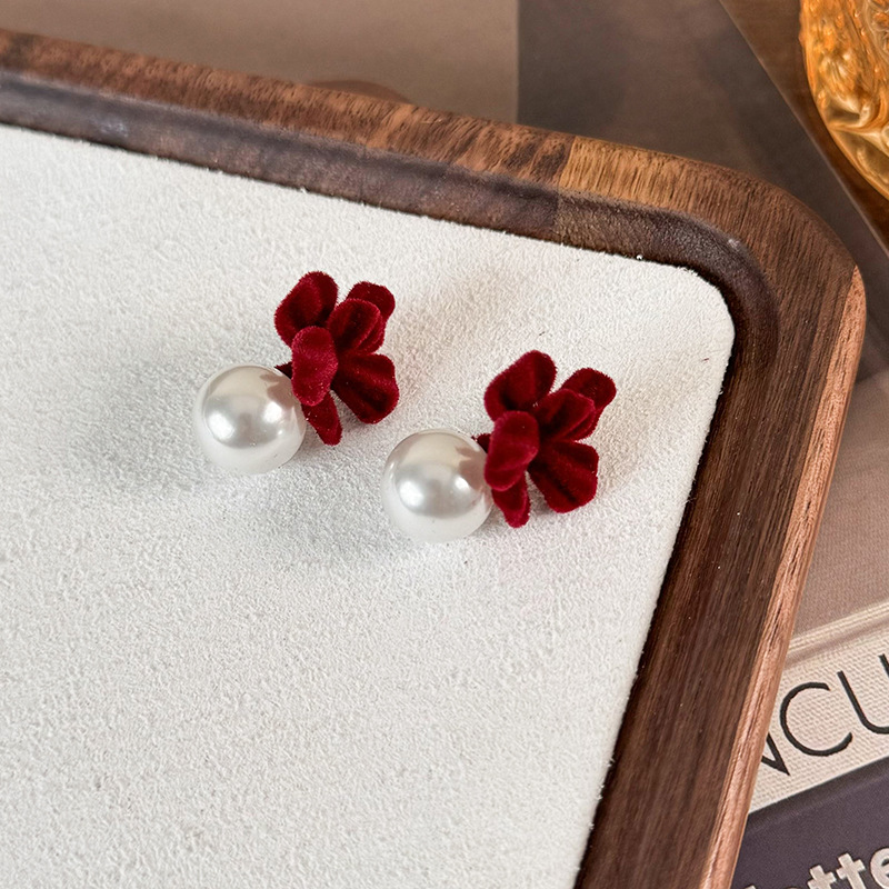 벨벳 플라워 펄 귀걸이