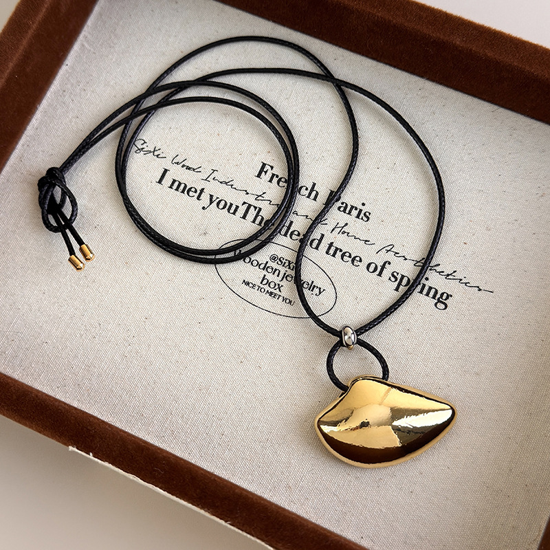 Кулон-Хмара з Емаллю