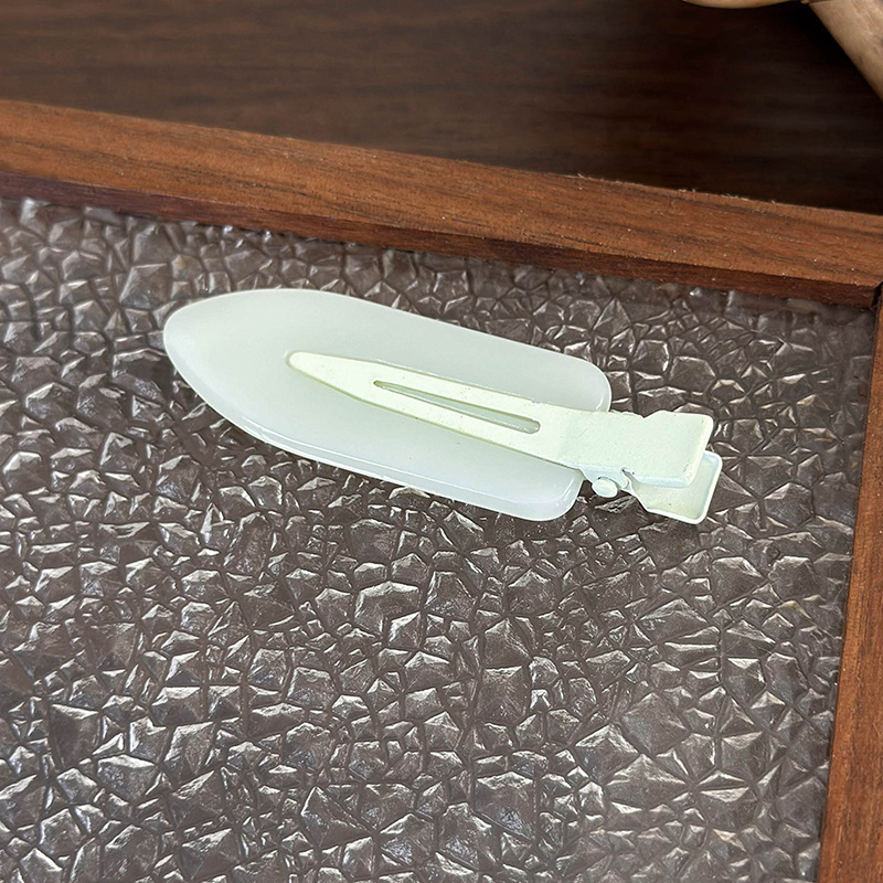 Barrettes Bec de Canard Couleur Gel Mat