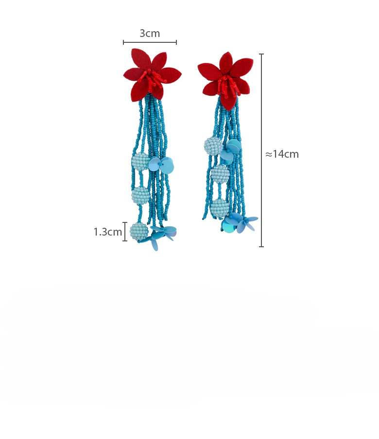 أقراط طويلة بخرز أزرق وزهرة حمراء