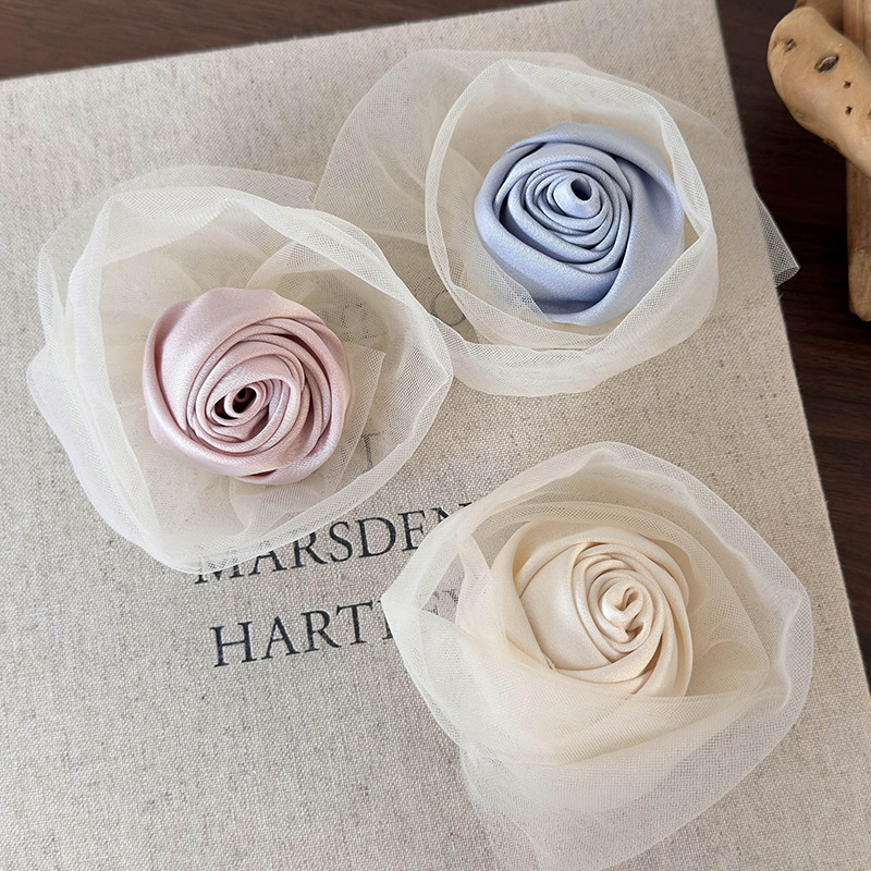 Satinros Hårklämma och Hårsnoddsset