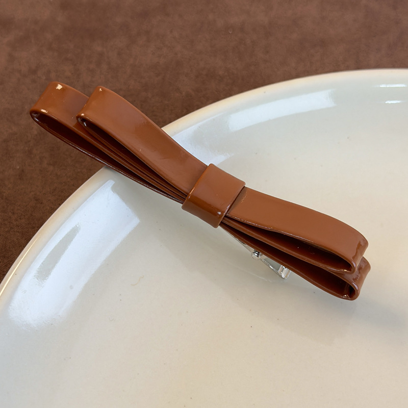 Agrafă de Păr Cu Piele Cu Fundiță Cioc de Rață