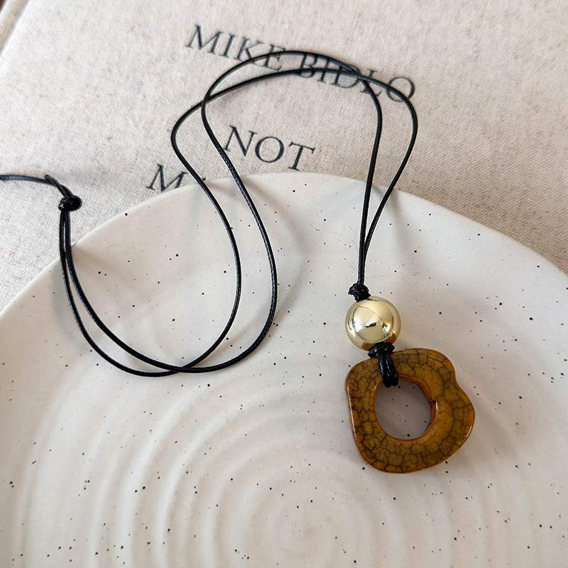 สร้อยคอเครื่องประดับกระดูกอูฐเรขาคณิต